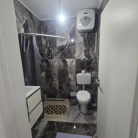 Apartment App 2 Adan